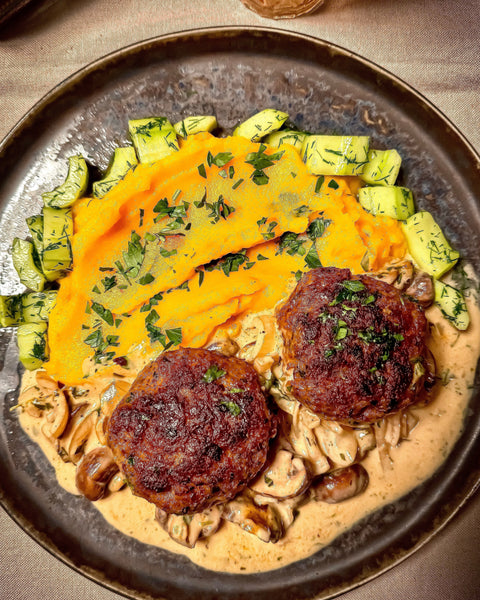 BOULETTE MIT PILZRAHM