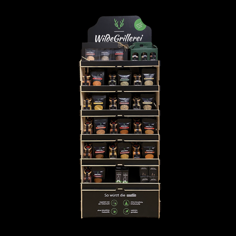 WildeGrillerei Holz Verkaufsdisplay bestückt Modell 3: Geschenksets, Geschmackswelten, BBQ & Scharf